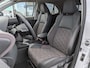 Toyota Yaris Cross 1.5 Hybrid Executive | JBL | HUD | Stoelverw. | Dodehoek | PDC V+A | Keyless | Half-Leer
