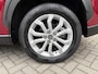 Toyota Corolla Cross 2.0 High Power Hybrid DYNAMIC STOEL/STUURVERW 4S-BANDEN NAVI CAMERA APPLE/ANDROID 17' LM-VELGEN CLIMA AD-CRUISE 2-2023, 19.912 Km, Hybride benzine, Automaat, 197 pk, Lava Red Parelmoer, BTW, Gebruikt, Virtuele voorraad , van Leussen Zwolle