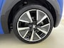 Peugeot e-208 EV GT Pack 50 kWh | Accu: 94% | Alcantara sportstoelen | Adaptieve cruise control | Dodehoek detectie | Camera | Panorama dak |