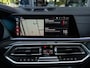 BMW X5 M Competition | M DRIVERS PACK | BOWERS & WILKINS | SOFTCLOSE | SKYLOUNGE PANORAMA/SCHUIF-KANTELDAK | STOELVENTILATIE | TV SCHERMEN ACHTER | NL GELEVERD | DEALER ONDERHOUDEN | CARBONZWART | BMW LASER | DRVING ASSISTANT PROF | ELEKTR.TREKHAAK |