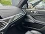 BMW X5 M Competition | M DRIVERS PACK | BOWERS & WILKINS | SOFTCLOSE | SKYLOUNGE PANORAMA/SCHUIF-KANTELDAK | STOELVENTILATIE | TV SCHERMEN ACHTER | NL GELEVERD | DEALER ONDERHOUDEN | CARBONZWART | BMW LASER | DRVING ASSISTANT PROF | ELEKTR.TREKHAAK |