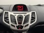 Ford Fiesta 1.25 Titanium Navigatie-Cr.contr-Clima-Parkeersensoren-Lm15''velgen