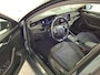 Skoda Octavia Combi 1.5 e-TSI Business Edition Plus | Automaat | Adapt. Cruise | Trekhaak | Camera | CarPlay | Stoelverwarming
