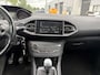 Peugeot 308 1.2i PureTech Active 6-Bak 130 PK. Mooie auto met slechts 131.000 KM !!! Tweede eigenaar !!