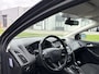 Ford Focus Wagon 1.0i Lease Edition 6-Bak 126 PK. Distributieriem en waterpomp vervangen bij 197.000 KM !!! Zeer fijn rijdende auto !!