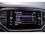 Volkswagen T-Roc Style 1.5 TSI 150pk DSG Automaat Adaptive cruise control, Navigatie, Achteruitrijcamera, LED koplampen, Stoelverwarming, Parkeersensoren