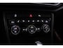 Volkswagen T-Roc Style 1.5 TSI 150pk DSG Automaat Adaptive cruise control, Navigatie, Achteruitrijcamera, LED koplampen, Stoelverwarming, Parkeersensoren