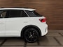 Volkswagen T-Roc 1.5 TSI R-Line DSG | Pano | Massage stoel bestuurder | IQ.Light | ACC | Camera | 19 Inch Misano | 2023
