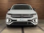 Volkswagen T-Roc 1.5 TSI R-Line DSG | Pano | Massage stoel bestuurder | IQ.Light | ACC | Camera | 19 Inch Misano | 2023