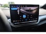 Volkswagen ID.4 Pro Limited Edition 77 kWh Black Pack leder / alcantara achteruitrijcamera navigatie stoel en stuurwiel verwarming 19" LMV keyless enntry ACC