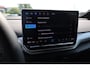 Volkswagen ID.4 Pro Limited Edition 77 kWh Black Pack leder / alcantara achteruitrijcamera navigatie stoel en stuurwiel verwarming 19" LMV keyless enntry ACC