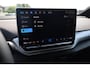 Volkswagen ID.4 Pro Limited Edition 77 kWh Black Pack leder / alcantara achteruitrijcamera navigatie stoel en stuurwiel verwarming 19" LMV keyless enntry ACC