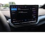 Volkswagen ID.4 Pro Limited Edition 77 kWh Black Pack, leder / alcantara, achteruitrijcamera, navigatie, achteruitrijcamera, stoel en stuurwiel verwarming, 19" LMV, keyless entry, adaptieve cruise control (ACC), elektrisch verstel-, verwarm- en inklapbare spiegels (spiegelpakket), park assist, dodehoekdetectie (side assist),