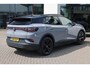 Volkswagen ID.4 Pro Limited Edition 77 kWh Black Pack, leder / alcantara, achteruitrijcamera, navigatie, achteruitrijcamera, stoel en stuurwiel verwarming, 19" LMV, keyless entry, adaptieve cruise control (ACC), elektrisch verstel-, verwarm- en inklapbare spiegels (spiegelpakket), park assist, dodehoekdetectie (side assist),