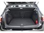 Volkswagen Golf 1.0 eTSI Life Business | Adapt. Cruise | Memory | Massage | Apple CarPlay & Android Auto | Stoel- Stuurverw. |