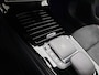 Mercedes-Benz A-klasse 250 Premium AMG Line | Stoelverwarming | Memorystoelen | Keyless Entry | Panoramadak | Inclusief 24 maanden MB Certified garantie voor Europa.