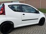 Peugeot 107 1.0 Access Accent NL AUTO NAP! AIRCO l AUX l 4 SEIZOEN BANDEN l NIEUWE APK l TOPSTAAT!
