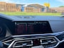 BMW X7 xDrive40i 6p. | 2E EIGENAAR | 12MND GARANTIE | M-SPORT |PANO | LASER | LED | B&W | MASSAGE | CARPLAY | TREKHAAK | DAB | BOMVOL |