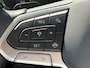 Volkswagen T-Roc 1.5 TSI Life AUTOMAAT l CAMERA l PARKEERSENSOREN | LICHTMETALEN VELGEN 17 INCH