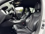 BMW 3-Serie Touring 330i Introduction Executive Edition parelmoer