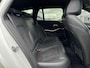 BMW 3-Serie Touring 330i Introduction Executive Edition parelmoer