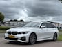 BMW 3-Serie Touring 330i Introduction Executive Edition parelmoer