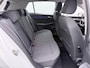Volkswagen Golf 1.0 eTSI Life Automaat - LED - Navigatie - PDC - Side Assist - Camera - ACC
