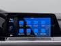 Volkswagen Golf 1.0 eTSI Life Automaat - LED - Navigatie - PDC - Side Assist - Camera - ACC