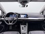 Volkswagen Golf 1.0 eTSI Life Automaat - LED - Navigatie - PDC - Side Assist - Camera - ACC