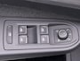 Volkswagen Golf 1.0 eTSI Life Automaat - LED - Navigatie - PDC - Side Assist - Camera - ACC