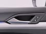 Volkswagen Golf 1.0 eTSI Life Automaat - LED - Navigatie - PDC - Side Assist - Camera - ACC