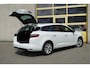 Renault Megane Estate 1.3 TCe Limited BJ2020 Lmv 16" | Led | Pdc | Keyless entry | App-Connect | Navi | Climate control | Cruise control | Extra getint glas