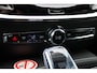 Volvo V60 T6 Plug-in hybrid AWD Plus Dark | Beschikbaar vanaf 10-2026 | Harman Kardon Premium sound | Google Navigatie | BLIS | Adaptieve Cruise Control | Pilot Assist | Stuur-/Stoelverwarming | Elektrisch verstelbare stoelen voor met memory | Parkeercamera | 19 inch Lichtmetalen velgen |
