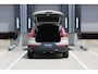 Volvo EX40 Single Motor Extended Range Plus Europa | Beschikbaar vanaf 10-2026 | Harman Kardon Premium Sound | BLIS | 360 graden Camera | Keyless | Adaptieve Cruise Control | Pilot Assist | Google Navigatie | Elektrische verstelbare voorstoelen | Stoel-/Stuurwielverwarming |