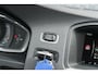 Volvo V60 2.0 D3 Nordic+ Sport | R-Design | Xenon | Trekhaak | Standkachel | Stoelverwarming | Volvo On-Call | 18"| Lichtmetalen Velgen |