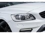 Volvo V60 2.0 D3 Nordic+ Sport | R-Design | Xenon | Trekhaak | Standkachel | Stoelverwarming | Volvo On-Call | 18"| Lichtmetalen Velgen |