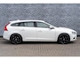 Volvo V60 2.0 D3 Nordic+ Sport | R-Design | Xenon | Trekhaak | Standkachel | Stoelverwarming | Volvo On-Call | 18"| Lichtmetalen Velgen |