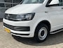 Volkswagen Transporter Kombi 2.0 TSI L2H1 Benzine 9-Persoons Airco Trekhaak 2500kg trekgewicht Kombi Personenbus Passenger Groepsvervoer Taxi