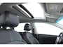 Kia Niro EV e-Niro DynamicPlusLine 64 kWh *SOH 99%* SCHUIFDAK | NAVI | Half LEDER ✅ 1e Eigenaar .