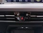 Volkswagen Golf 1.0 TSI Life Business Navigatie - PDC - Digital Cockpit - ACC - Sfeerverlichting - Climatronic