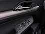 Volkswagen Golf 1.0 TSI Life Business Navigatie - PDC - Digital Cockpit - ACC - Sfeerverlichting - Climatronic