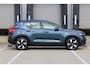 Volvo EX40 Single Motor Extended Range Plus Europa | Beschikbaar vanaf 10-2026 | Harman Kardon Premium Sound | BLIS | Panoramadak | Keyless | Adaptieve Cruise Control | Pilot Assist | Google Navigatie | Elektrische verstelbare voorstoelen | Stoel-/Stuurwielverwarming |
