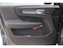 Volvo EX40 Single Motor Extended Range Plus Europa | Beschikbaar vanaf 10-2026 | Harman Kardon Premium Sound | BLIS | Panoramadak | Keyless | Adaptieve Cruise Control | Pilot Assist | Google Navigatie | Elektrische verstelbare voorstoelen | Stoel-/Stuurwielverwarming |