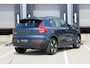 Volvo EX40 Single Motor Extended Range Plus Europa | Beschikbaar vanaf 10-2026 | Harman Kardon Premium Sound | BLIS | Panoramadak | Keyless | Adaptieve Cruise Control | Pilot Assist | Google Navigatie | Elektrische verstelbare voorstoelen | Stoel-/Stuurwielverwarming |