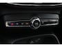 Volvo EX40 Single Motor Extended Range Plus Europa | Beschikbaar vanaf 10-2026 | Harman Kardon Premium Sound | BLIS | Panoramadak | Keyless | Adaptieve Cruise Control | Pilot Assist | Google Navigatie | Elektrische verstelbare voorstoelen | Stoel-/Stuurwielverwarming |
