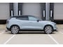 Volvo EX30 Single Motor Ext Range Plus Black Edition Europa | Beschikbaar vanaf 10-2026 | Adaptieve Cruise Control met Pilot Assist | Premium audio by Harman Kardon | Verwarmbare voorstoelen + stuurwiel | Park Assist voor + achter | Parkeercamera | Blind Spot| 20" lichtmetalen wielen