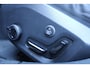 Volvo V60 B4 R-Design | Panoramadak | Premium audio by Harman Kardon | Head-up display | Verwarmbare voorstoelen en stuurwiel | 19 inch Lichtmetalen velgen