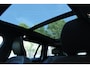 Volvo V60 B4 R-Design | Panoramadak | Premium audio by Harman Kardon | Head-up display | Verwarmbare voorstoelen en stuurwiel | 19 inch Lichtmetalen velgen