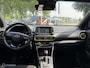 Hyundai Kona 1.0T Fashion | Camera | Apple Carplay/Android Auto | Trekhaak | LM Velgen | Privacy Glas |