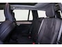 Volvo XC90 T8 Recharge AWD Ultra Bright - Luchtvering - Panorama/schuifdak - IntelliSafe Assist & Surround - 360º Camera - Bowers & Wilkins audio - Adaptieve LED koplampen - Verwarmde voorstoelen, stuur & achterbank - Parkeersensoren voor & achter - Elektr. bedienb. voorstoelen met geheugen - Head up display - Draadloze tel. lader - 21' LMV